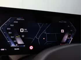 BMW i5 (2023) thumbnail 57