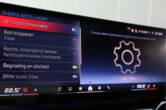 BMW i5 (2023) thumbnail 65