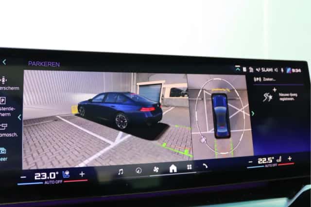 BMW i5 (2023) thumbnail 84