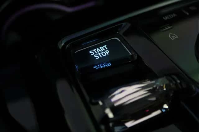 BMW i5 (2023) thumbnail 89