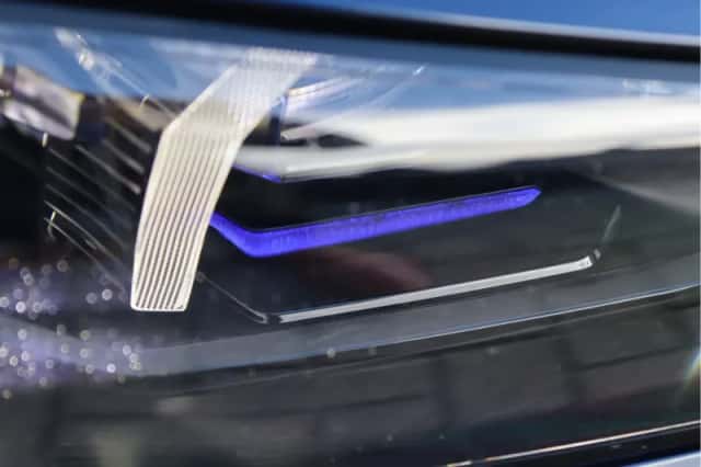 BMW i5 (2023) thumbnail 10