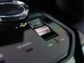 BMW i5 (2023) thumbnail 94