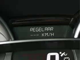 Renault Clio (2016) thumbnail 38