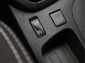 Renault Clio (2016) thumbnail 46