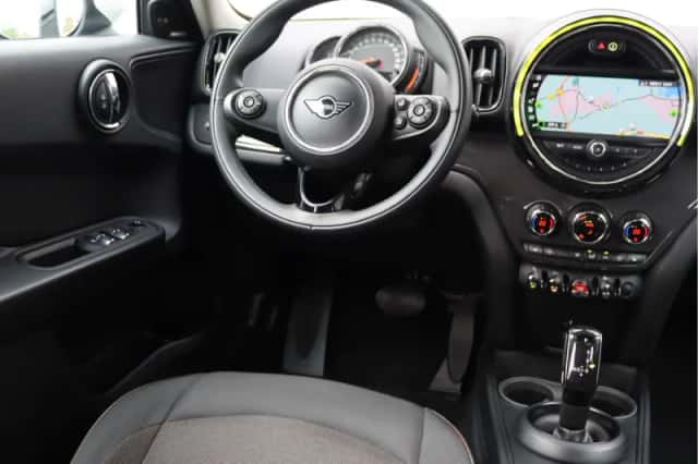 MINI Countryman (2018) thumbnail 20