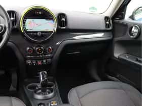 MINI Countryman (2018) thumbnail 21