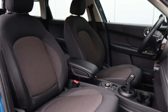 MINI Countryman (2018) thumbnail 22