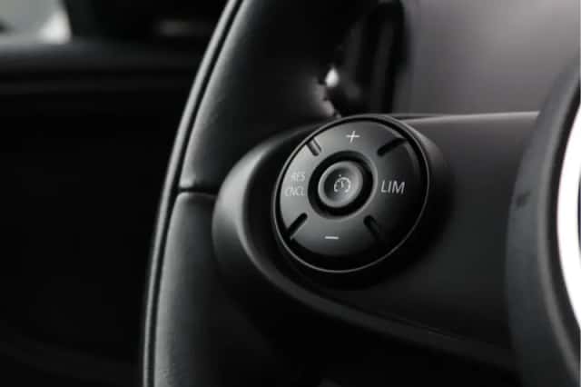 MINI Countryman (2018) thumbnail 34