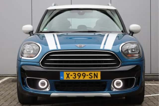 MINI Countryman (2018) thumbnail 6