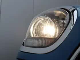 MINI Countryman (2018) thumbnail 8