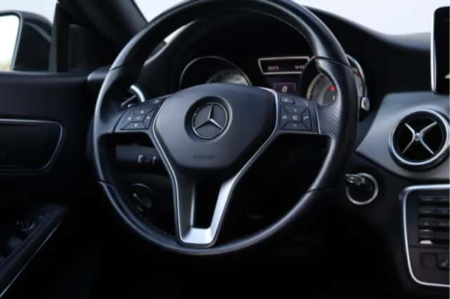 Mercedes-Benz CLA-Klasse (2013) thumbnail 18