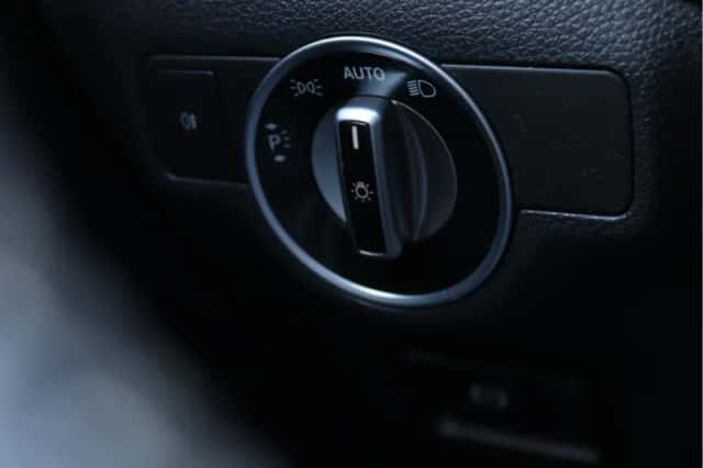 Mercedes-Benz CLA-Klasse (2013) thumbnail 26