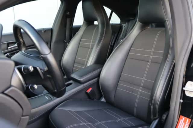 Mercedes-Benz CLA-Klasse (2013) thumbnail 4