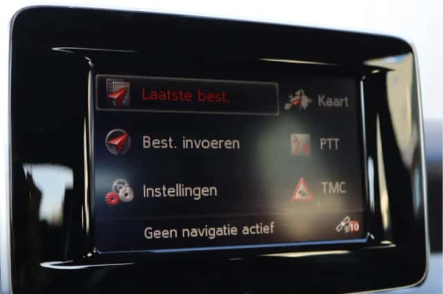 Mercedes-Benz CLA-Klasse (2013) thumbnail 39