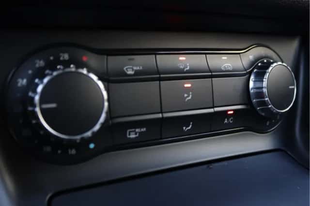 Mercedes-Benz CLA-Klasse (2013) thumbnail 46