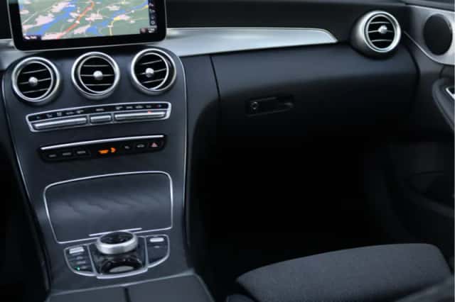 Mercedes-Benz C-Klasse (2019) thumbnail 18