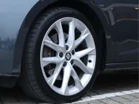 SEAT Leon (2018) thumbnail 11
