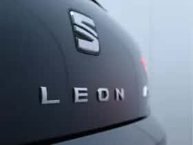 SEAT Leon (2018) thumbnail 14