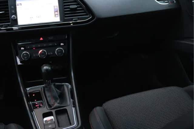 SEAT Leon (2018) thumbnail 21