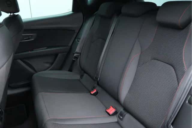 SEAT Leon (2018) thumbnail 24