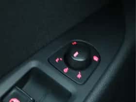 SEAT Leon (2018) thumbnail 28