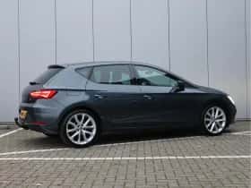 SEAT Leon (2018) thumbnail 5