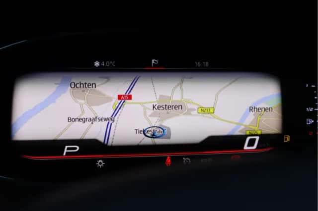 SEAT Leon (2018) thumbnail 62