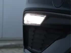 SEAT Leon (2018) thumbnail 9