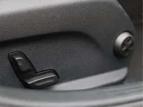 Mercedes-Benz C-Klasse (2018) thumbnail 24