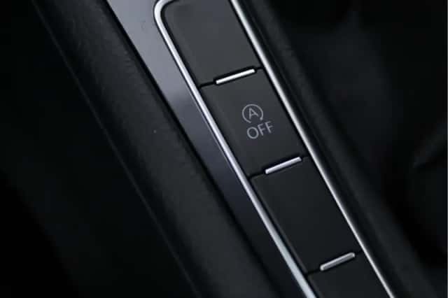 Volkswagen Golf (2017) thumbnail 56