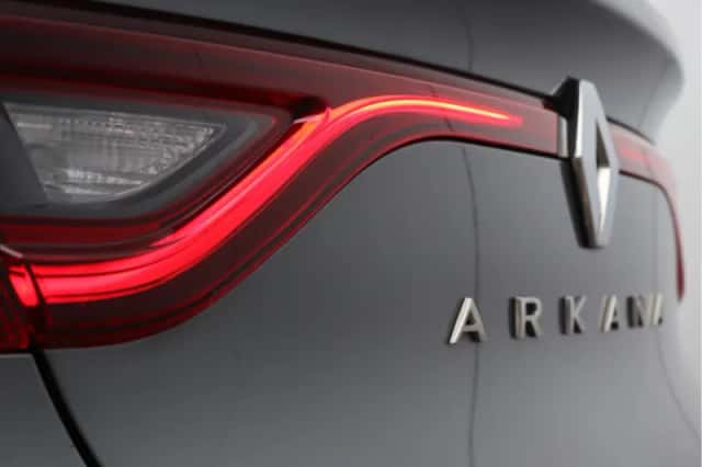 Renault Arkana (2022) thumbnail 16