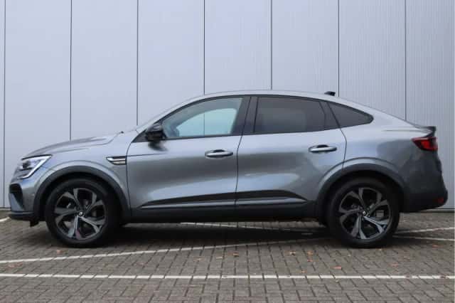 Renault Arkana (2022) thumbnail 18