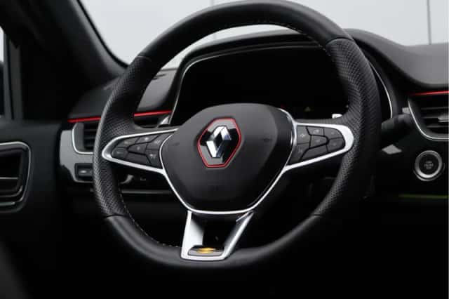 Renault Arkana (2022) thumbnail 21