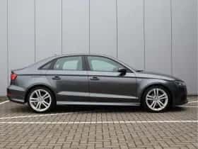 Audi A3 (2015) thumbnail 15