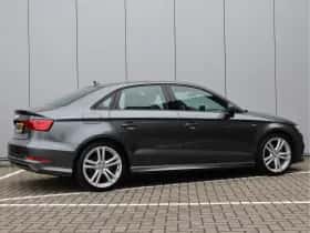 Audi A3 (2015) thumbnail 5