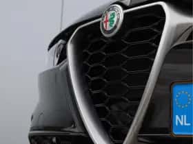 Alfa Romeo Tonale (2022) thumbnail 9