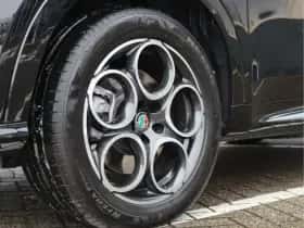 Alfa Romeo Tonale (2022) thumbnail 10