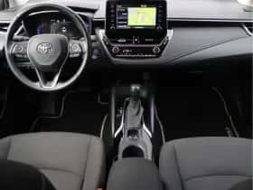 Toyota Corolla (2019) thumbnail 3