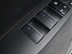 Toyota Corolla (2019) thumbnail 24