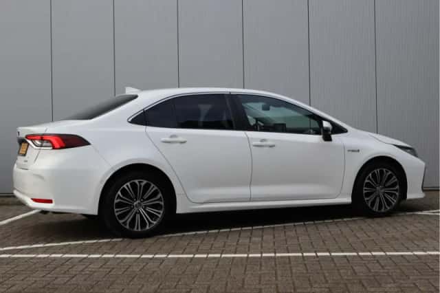 Toyota Corolla (2019) thumbnail 5