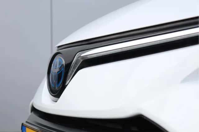 Toyota Corolla (2019) thumbnail 9