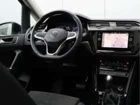 Volkswagen Touran (2018) thumbnail 21