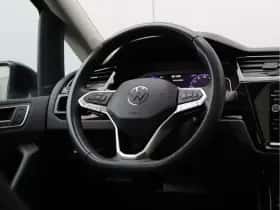 Volkswagen Touran (2018) thumbnail 22