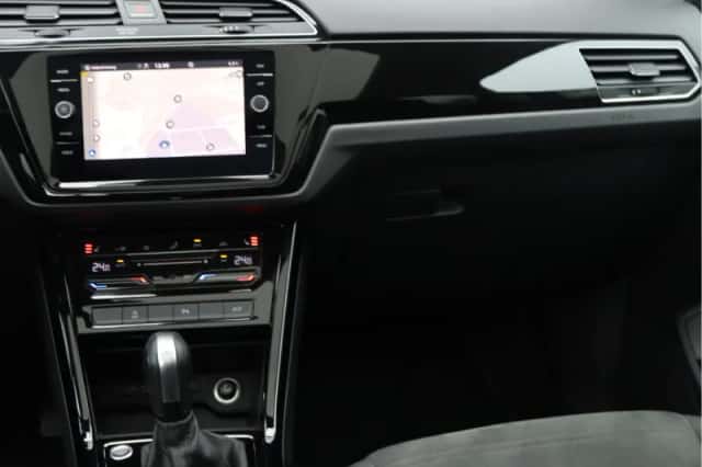 Volkswagen Touran (2018) thumbnail 23