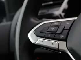 Volkswagen Touran (2018) thumbnail 42
