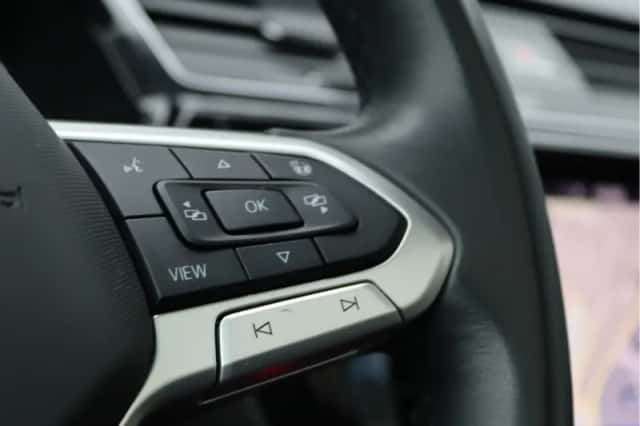 Volkswagen Touran (2018) thumbnail 43