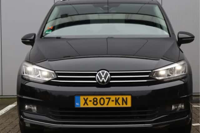 Volkswagen Touran (2018) thumbnail 6