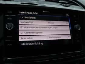 Volkswagen Touran (2018) thumbnail 54