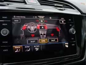 Volkswagen Touran (2018) thumbnail 56