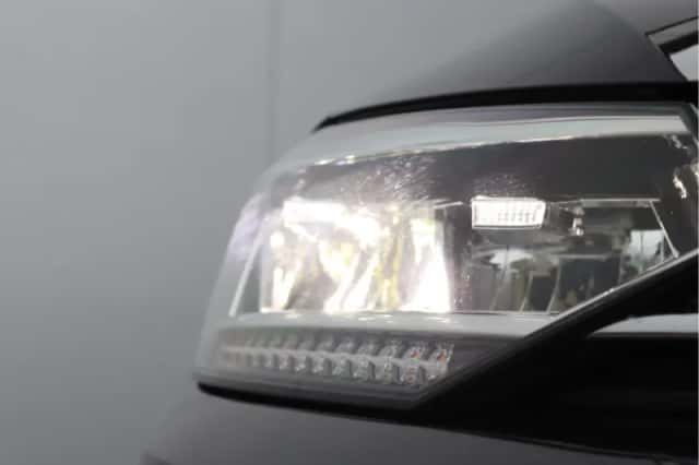 Volkswagen Touran (2018) thumbnail 8